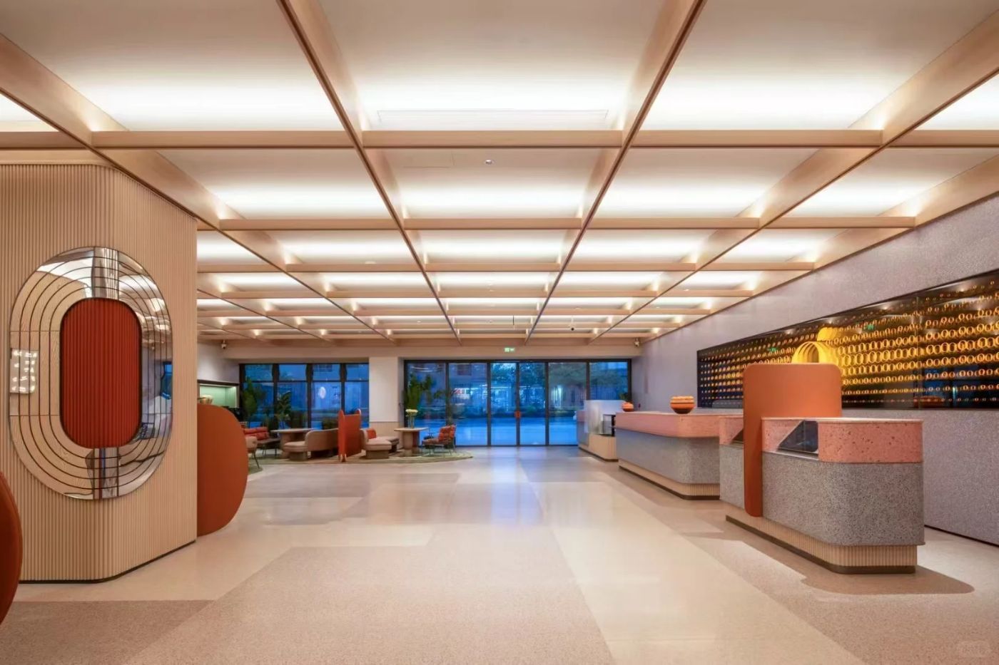 Hotels & commercial